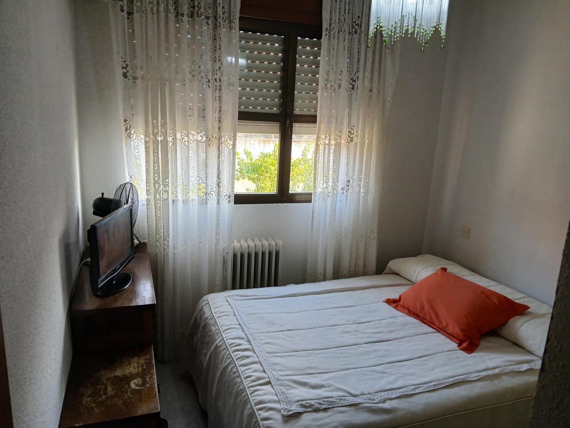 Cuarto Privado Doble En Bed and breakfast *